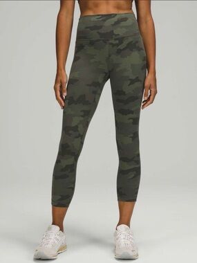 Lululemon Wunder Train High-Rise
Crop 23" Heritage 365 Camo Green Twill Multi